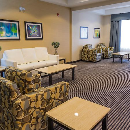 Holiday Inn Express Thunder Bay By Ihg Экстерьер фото