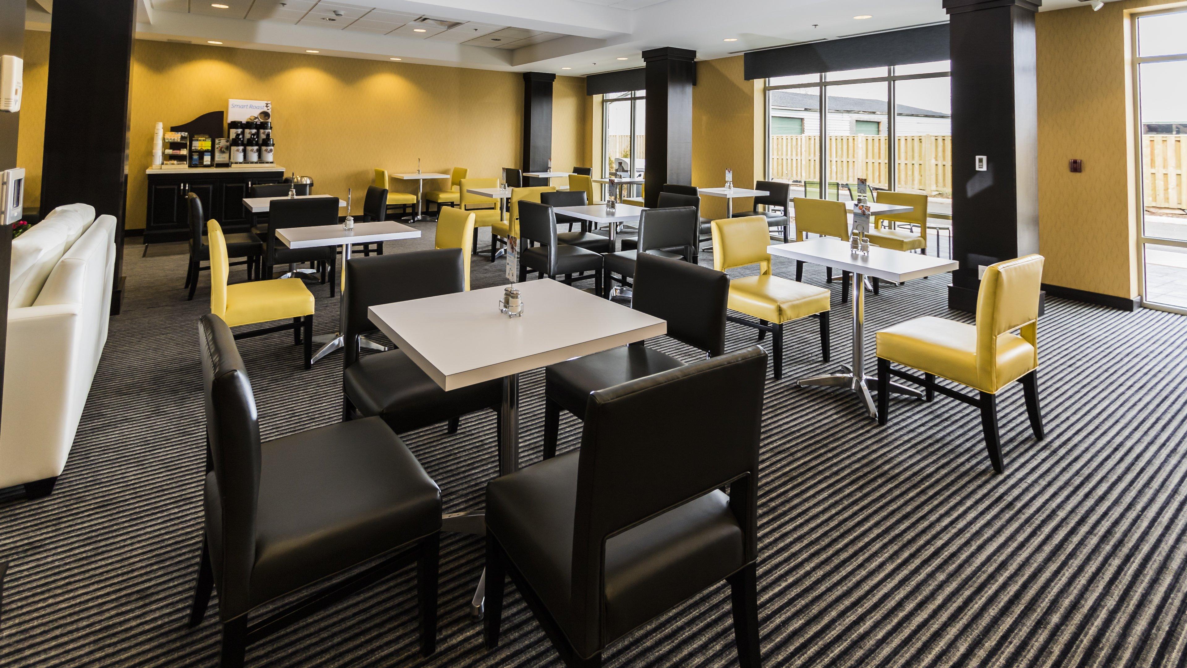 Holiday Inn Express Thunder Bay By Ihg Экстерьер фото